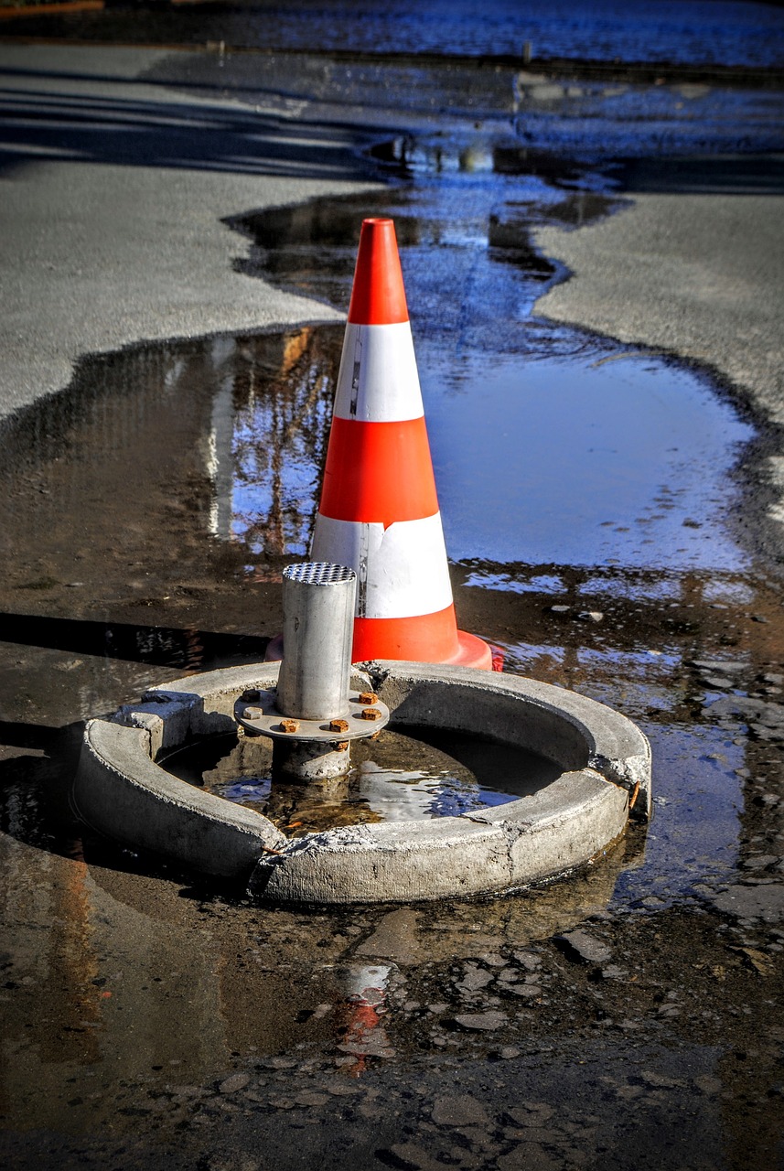 debouchage - canalisation - tuyaux -plombier - plomberie